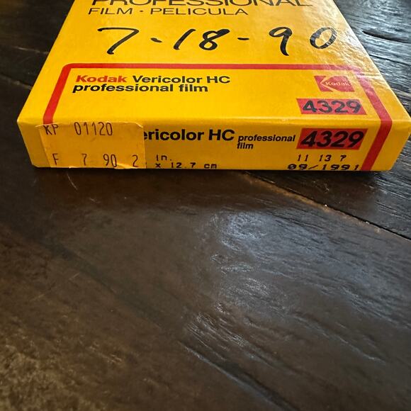 Kodak Vericolor HC Professional Film 4329 4x5 Sheet Film – Exp 09/1991 - Picture 3 of 4
